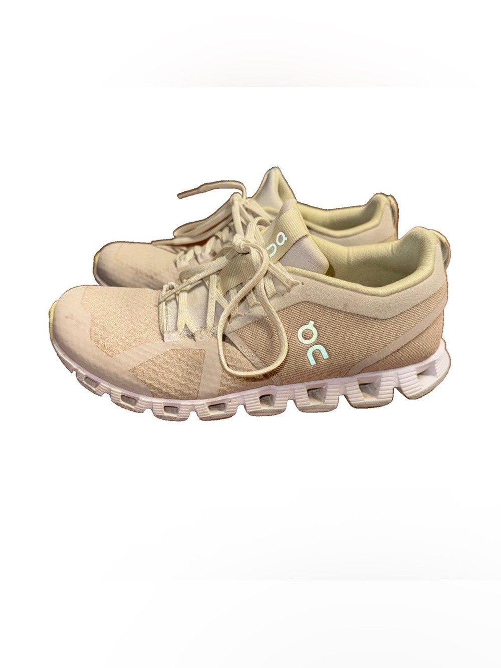On Cloud 5 Sneakers Running Sand Pearl Shoes Women’s Sz 5 Gym Training Walking